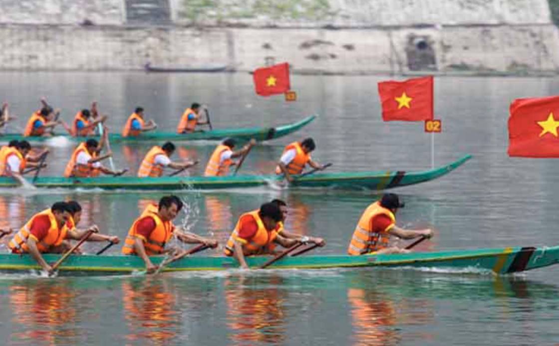 đua thuyền